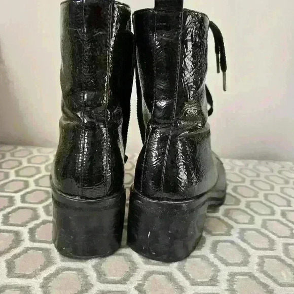 TOPSHOP PATTEN HEEL  BOOTIE - Picture 6 of 11